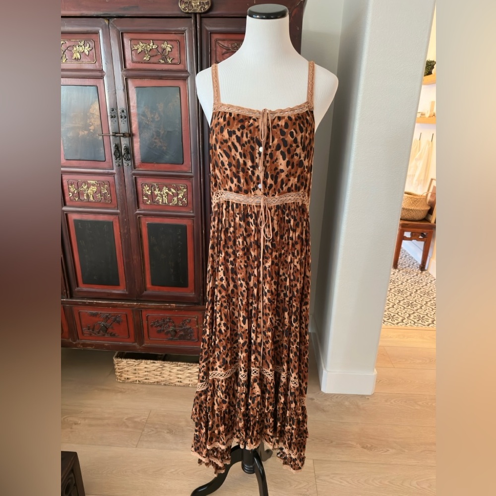 Spell Safari Midi Dress 🦄 💧 - Picture 4 of 11